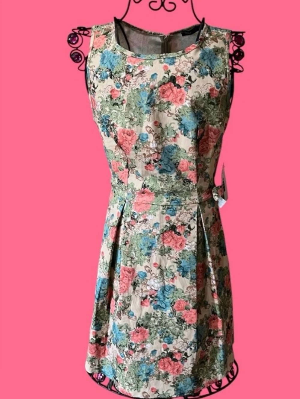 Jella Couture Vintage style floral dress
